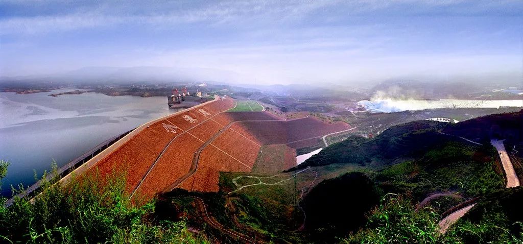 我国最早修建的水利工程是(我国现存最早的水利枢纽工程)